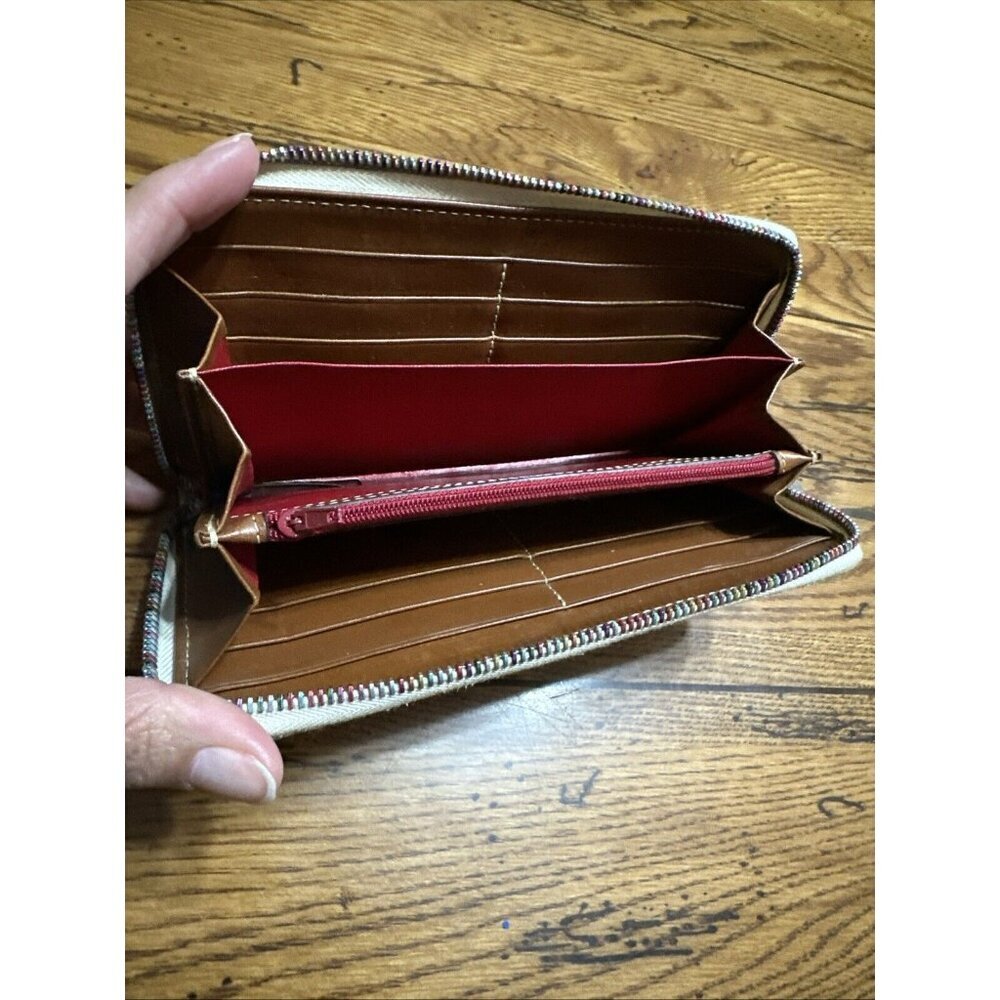 DOONEY & BOURKE RETRO DOODLE LARGE CREDIT CARD ZIP AROUND CLUTCH-BEAUTIFUL!! - Picture 5 of 7
